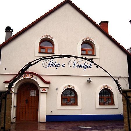 Апартаменти Sklep U Veselych Мутєніце Екстер'єр фото